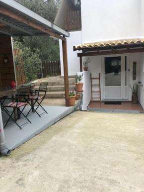 Country flat Maria